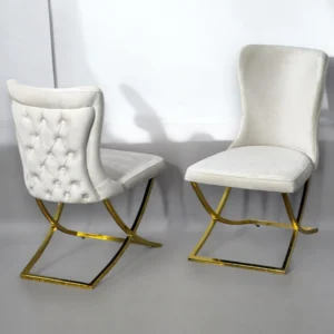 Konna Chair – White Bouclé Upholstery with Natural Ash Wood Legs
